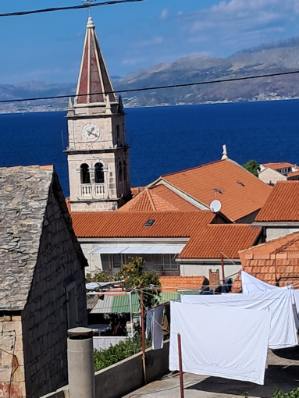 Postira udsigt kirke Malekursus i Postira